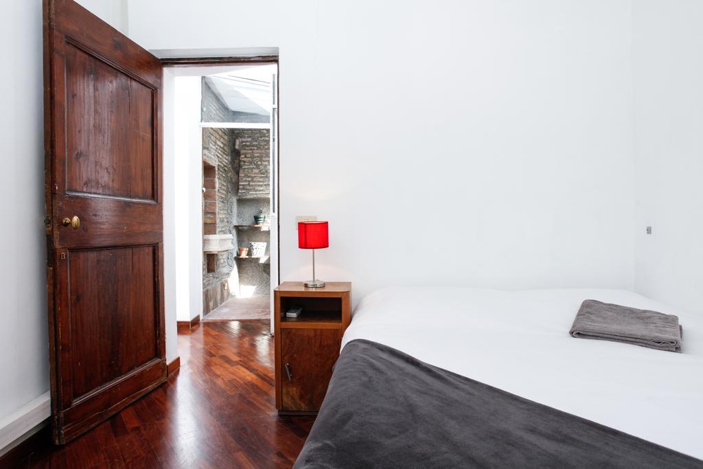 Pantheon Square Family Apartment Rom
